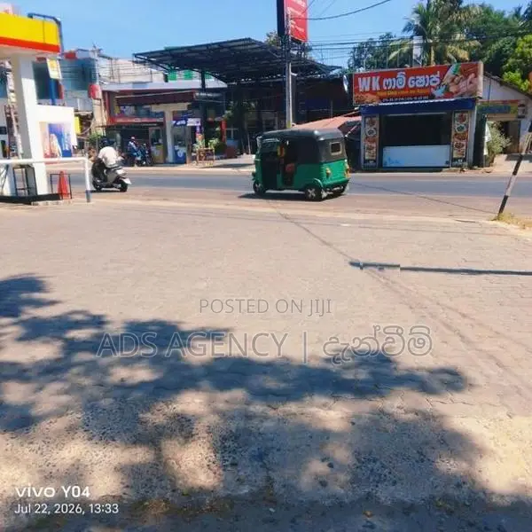 Land With Two Storey House For Sale in Thissamaharama