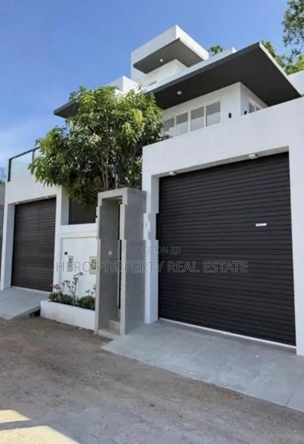 HMS063 - Modern Two Story House for Sale in Piliyandala