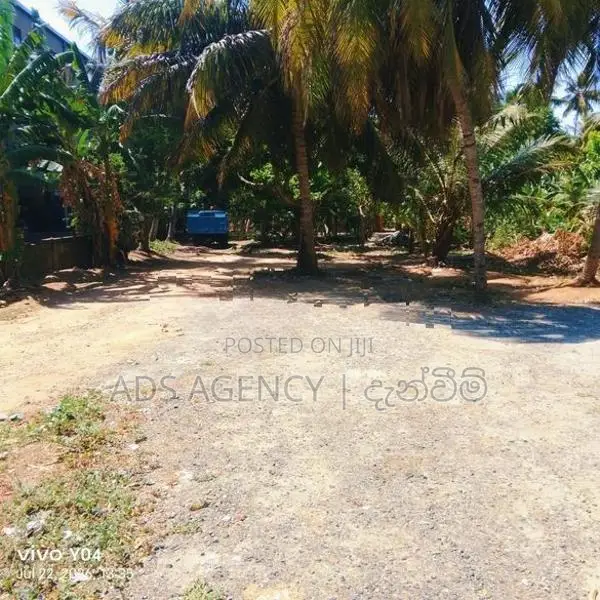 Land With Two Storey House For Sale in Thissamaharama