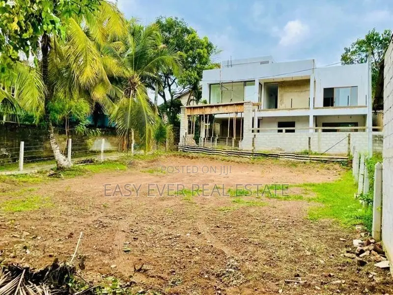 Prime Residential Land for Sale – Kotte / Madiwela KK 13249