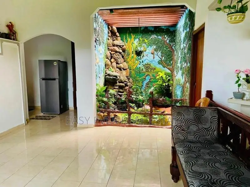 කඩුවෙල – වැලිවිටින් අගනා දෙමහල් නිවසක් / KK 13352