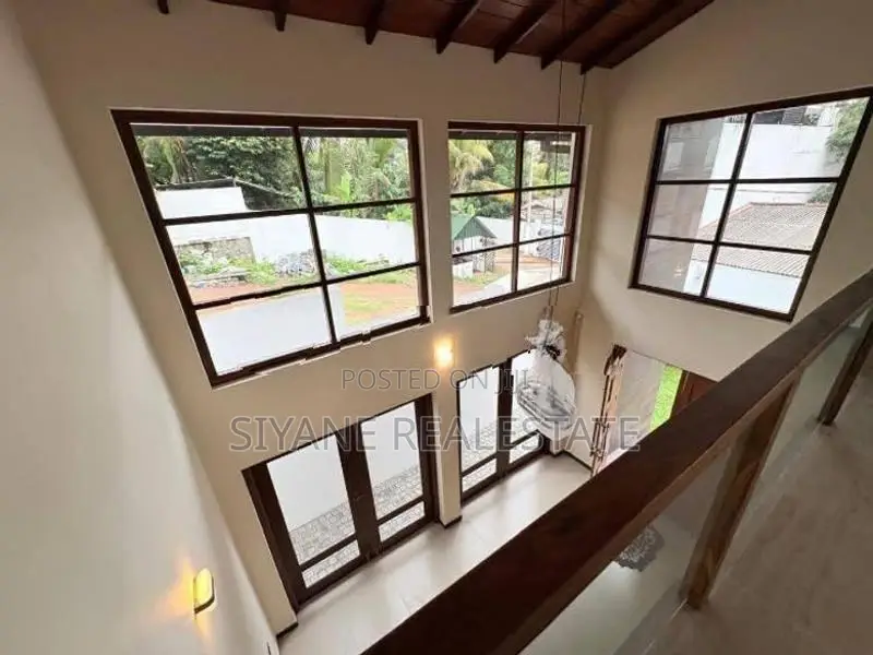 Architecturally Designed Luxury Brand New House for Sale Battaramulla