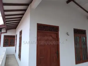 Upstairs House for Rent in Panadura
