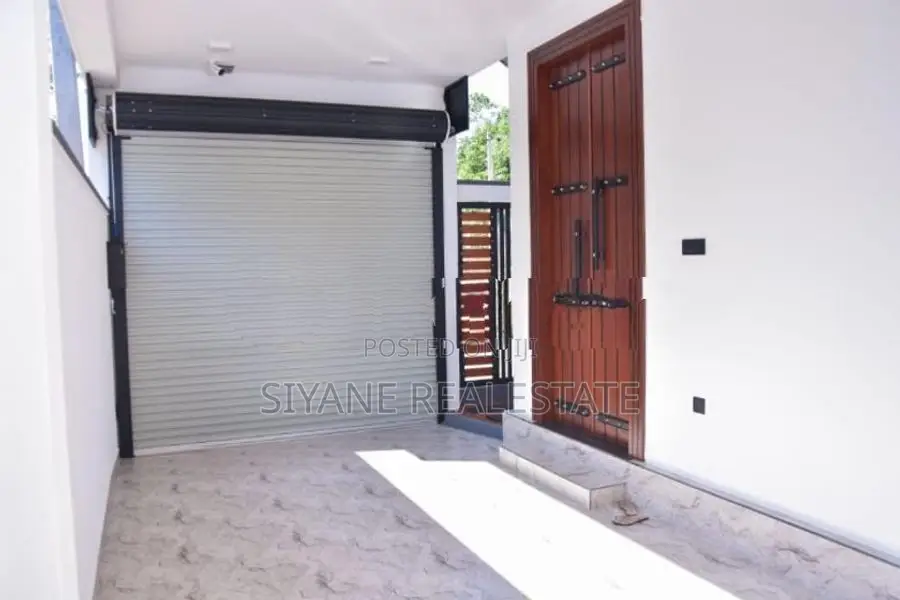 Brand New Single Storey House for Sale in Athurugiriya