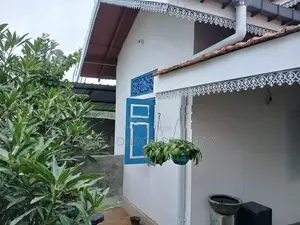 Beautiful House for Sale in Katuwapitiya