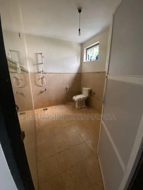 Room For Rent Walpola
