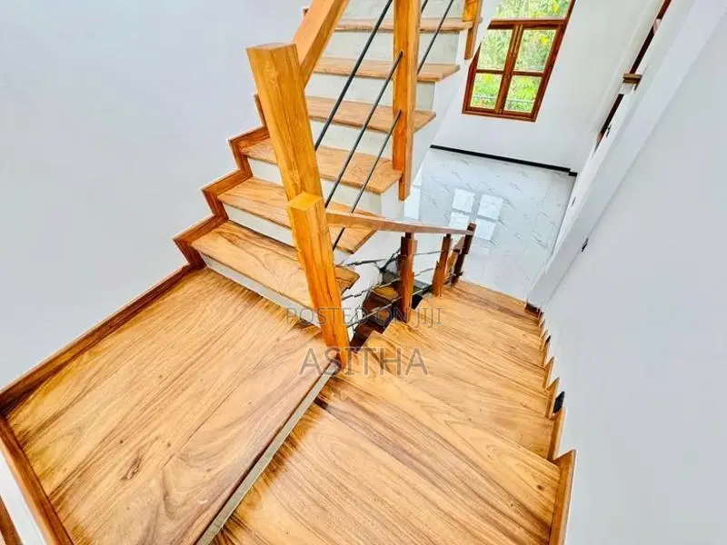 New super house Piliyandala