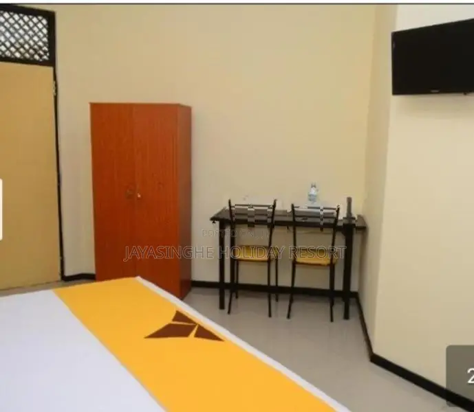 Tourist Hotel for Sale Detagamuwa