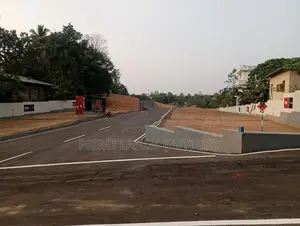 Valuable Land Near to Horana Colombo Bus Route