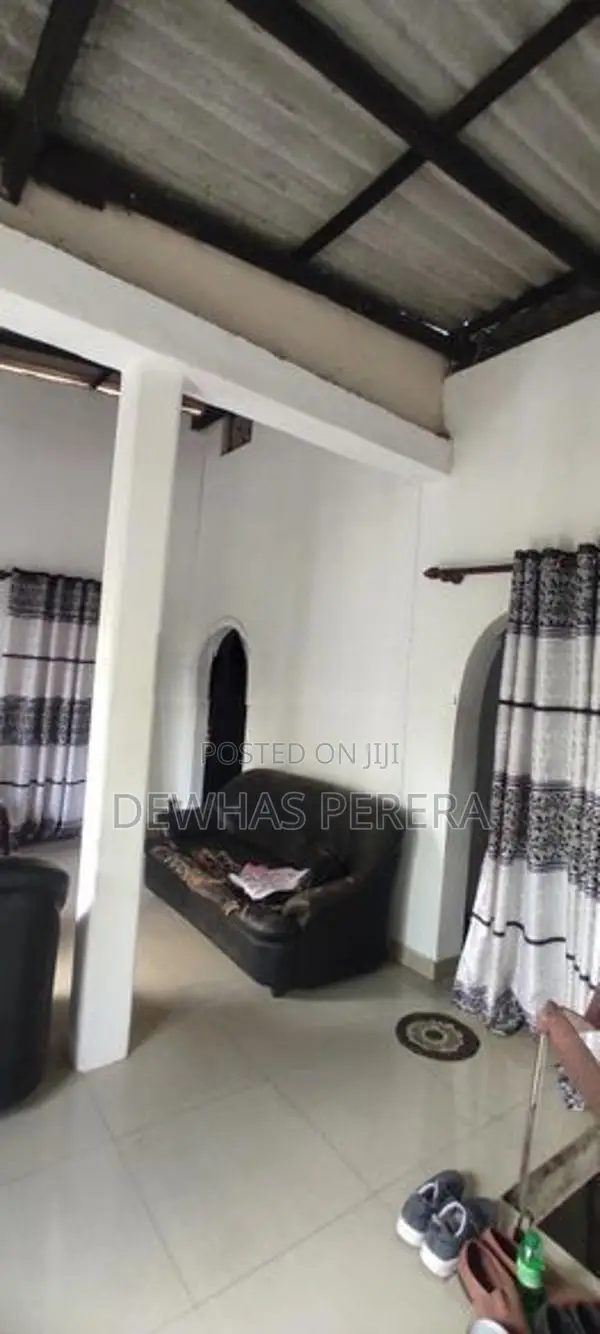 2 story uncompleted house for sale land value kiribathgoda scheme