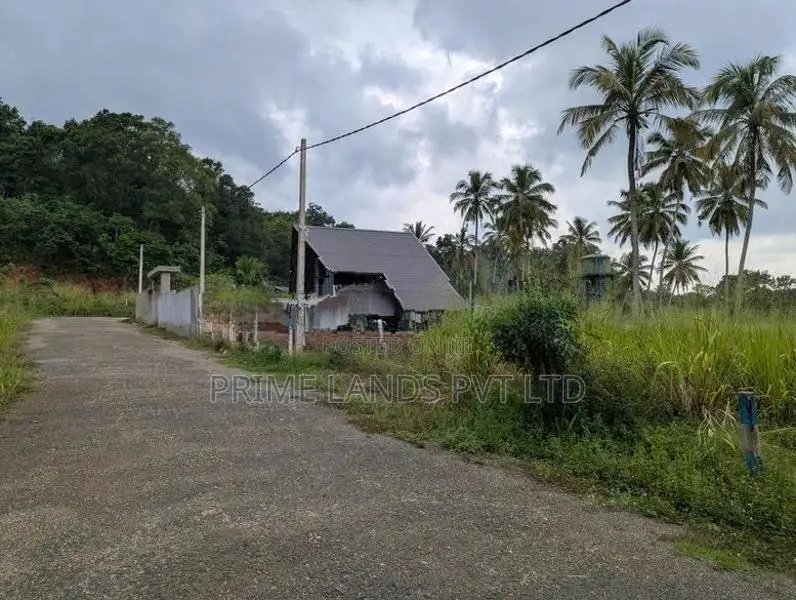 Melsiripura City Land for Sale