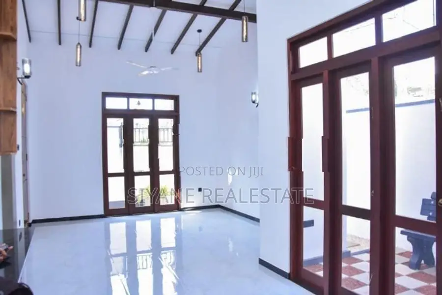 Brand New Single Storey House for Sale in Athurugiriya