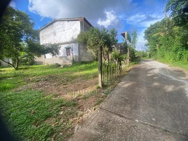( TS-1043) Valuable Residential Bare Land Sale in Godagama