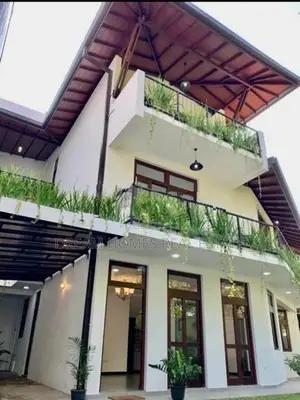 Luxury 4 Bedroom House for Rent – Thalawathugoda