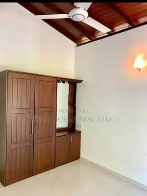Luxury 4 Bedroom House for Rent – Thalawathugoda