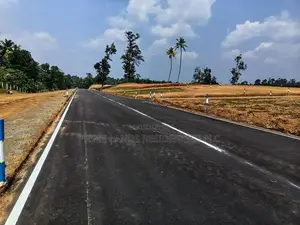 Land for sale in Homagama kiriwaththuduwa