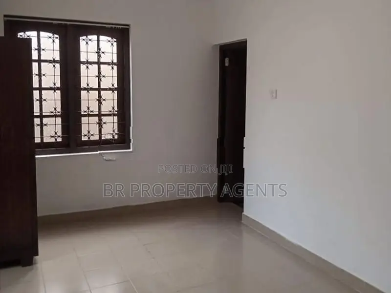 Single Story House For Sale in Piliyandala