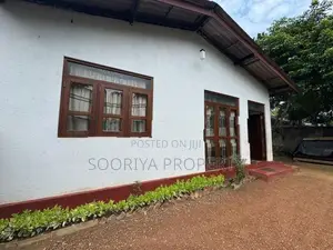 Available 3 Bedroom House for Sale in Piliyandala