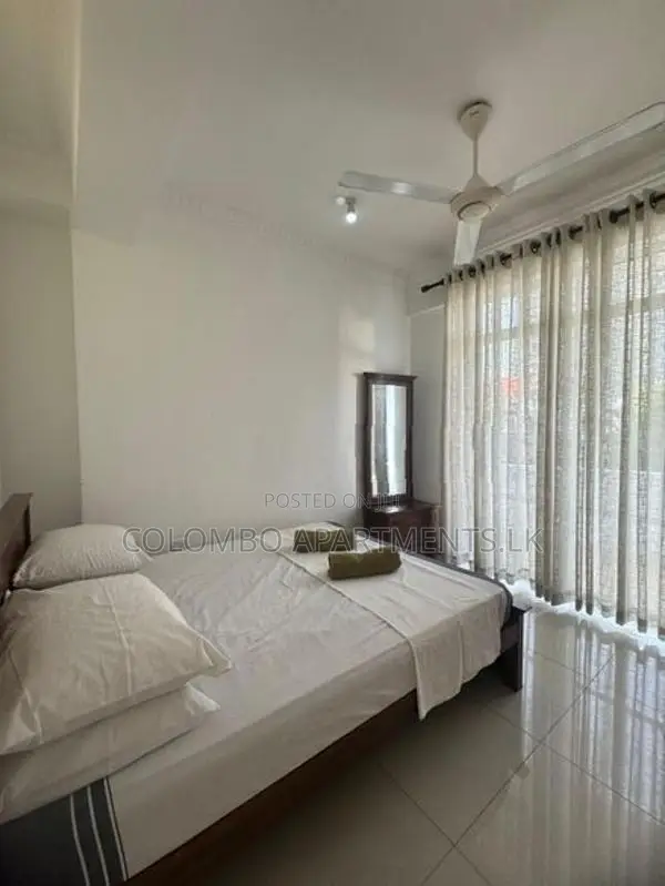 Furnished Apartment for Long-Term Rent in Colombo 05. (Code: CSMP202)