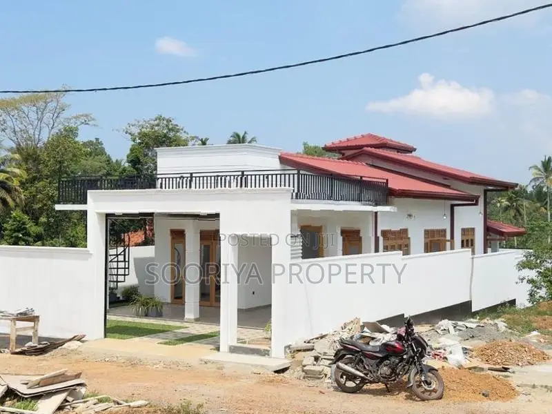 Architectural Designed Brand New House for Sale in Piliyandala