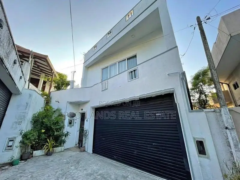 (AH130) Modern Three Storey House for Sale in Pannipitiya