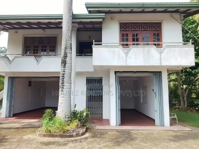 Commercial Building for Rent – Kirindiwita, Kadawatha Road