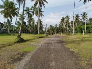 Land in Kotadeniyava