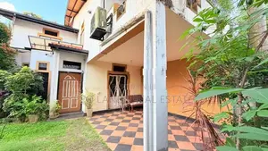 (SH1526) Two Storey House for Sale in Angoda himbutama