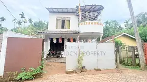 Beautiful 2-Storey House for Sale in Piliyandala