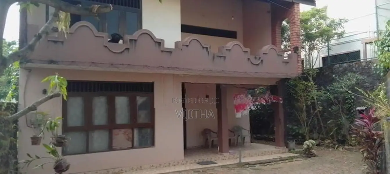 2 STORY HOUSE FOR SALE.