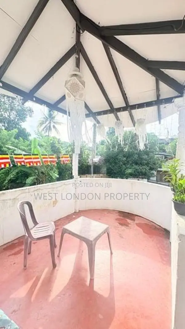 Beautiful 2-Storey House for Sale in Piliyandala