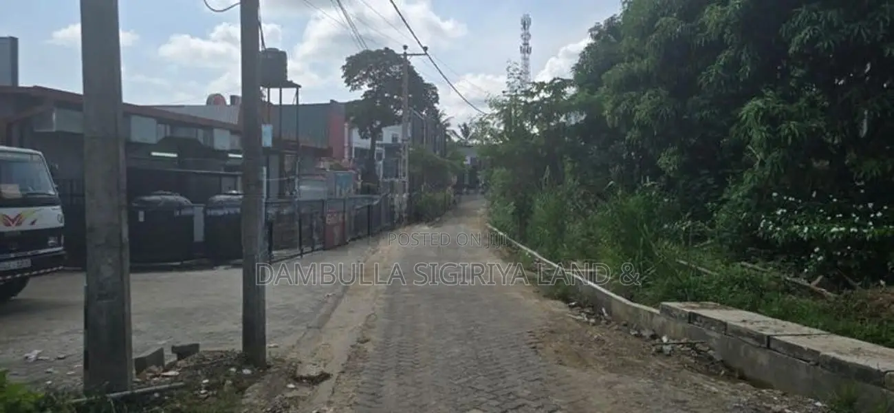 දඹුල්ලේ නගරයට ඉතාමත් සමීපයෙන් ඉඩමක් විකිණීමට - Land for Sale in Dambul