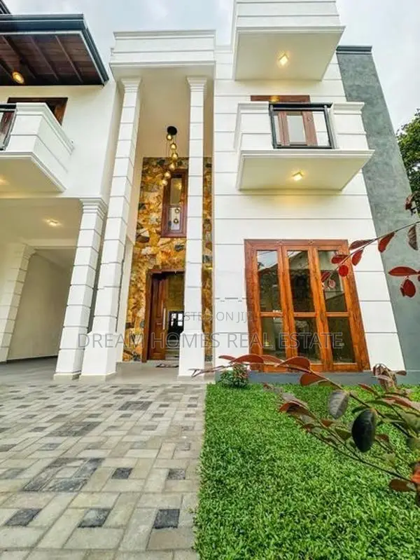 Modern Gated Community Home for Sale – Boralesgamuwa