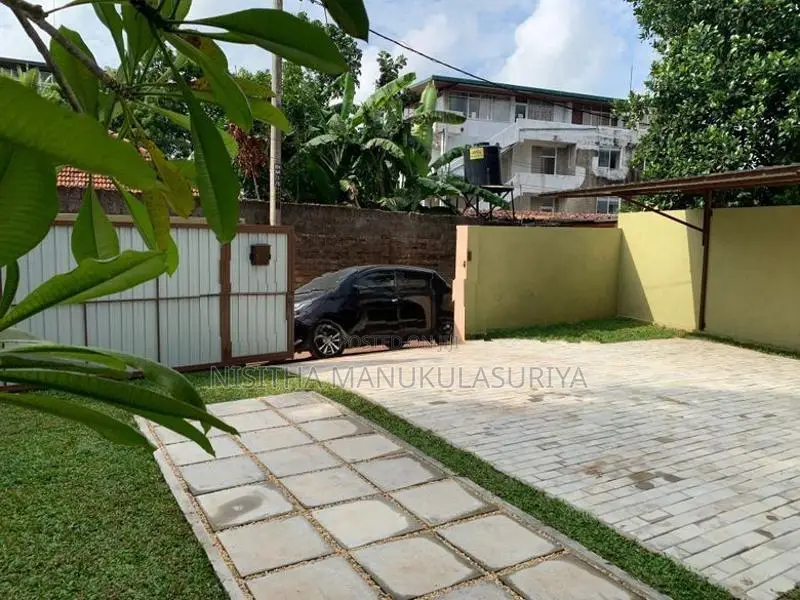 Brand New 2-BR House for Rent in Central Pita Kotte