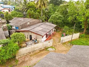 10 Perches Land with Small House in Kottawa