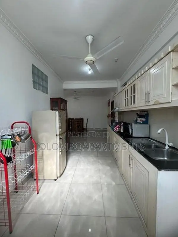 Furnished Apartment for Long-Term Rent in Colombo 05. Code: (CSMP202)