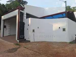 Modern House for Sale in Battaramulla