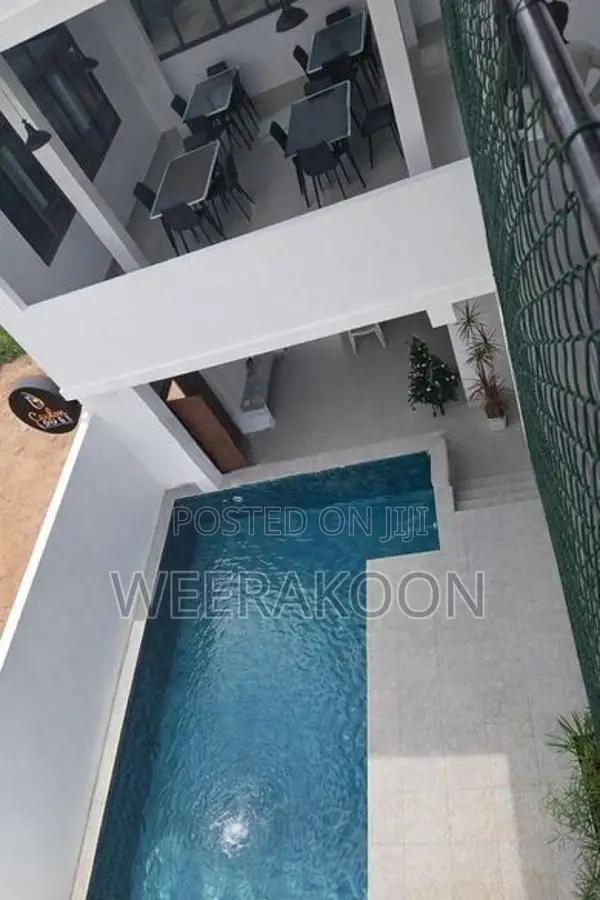 Room for Rent with Pool - Miriswatta Negombo