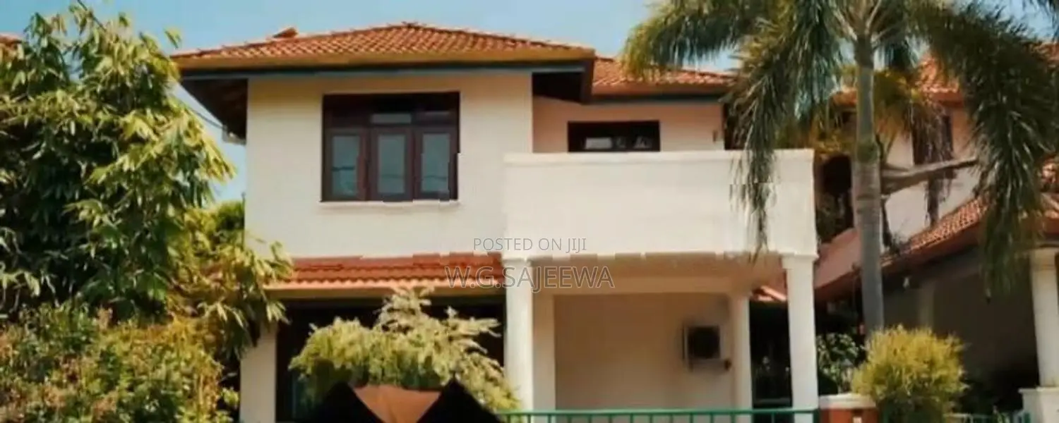 Fully Solar powered 2 Storey house sale in Negombo Town area