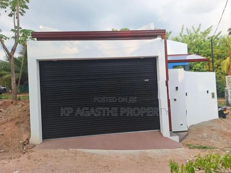 House for Sale in Battaramulla