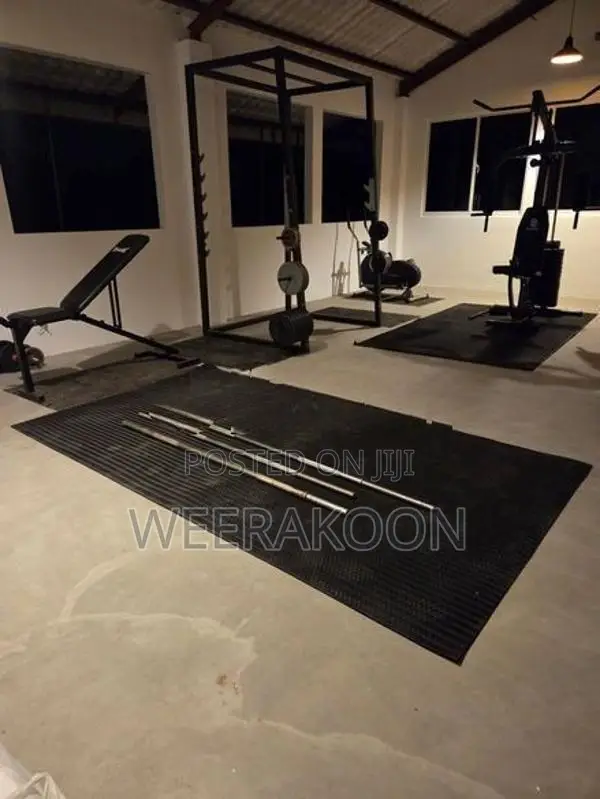 Room for Rent with Pool - Miriswatta Negombo