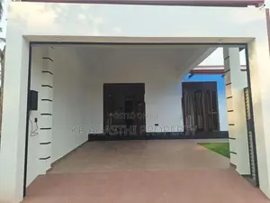 Modern House for Sale in Battaramulla
