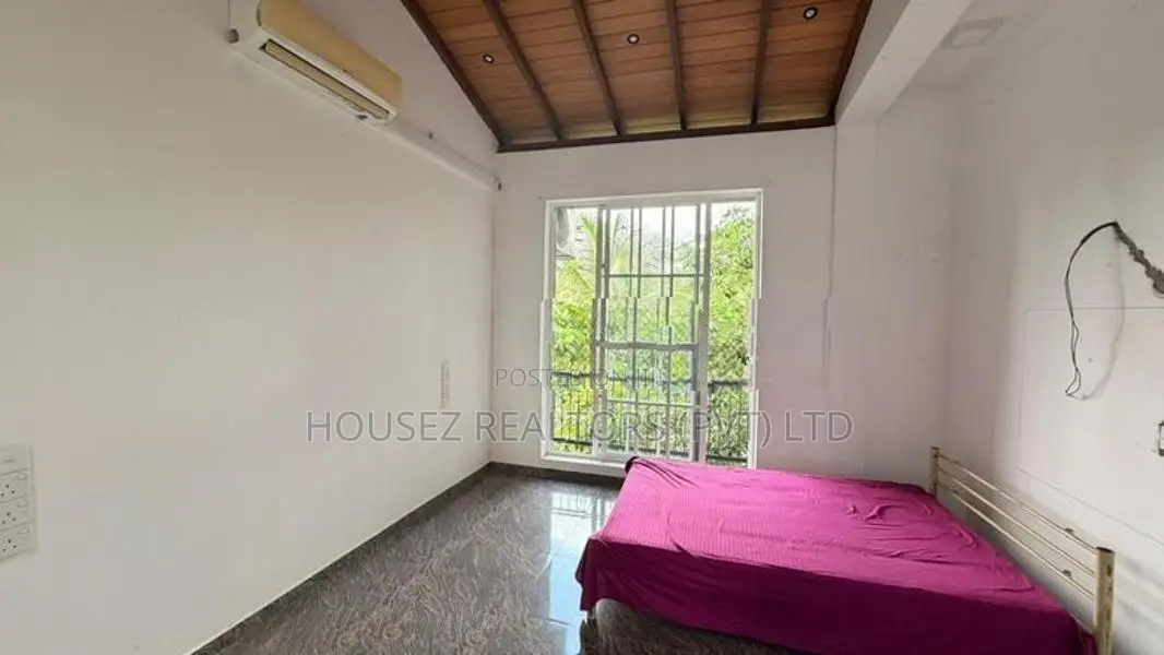 Modern 4-Storey House for Sale in Arawwala, Pannipitiya