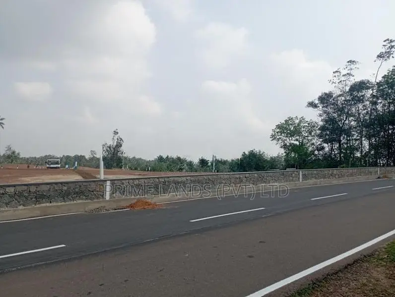 Valuable Land Available Near to Homagama