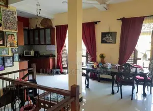 Boralesgamuwa, Partially Furnished 1ST Floor House For Rent (NZM1136)