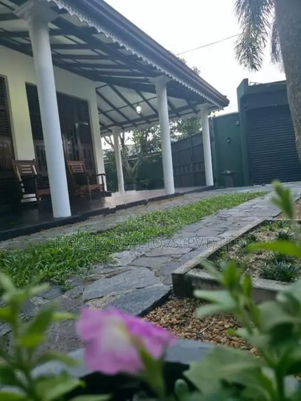 Villa for Rent – Near Hikkaduwa Beach