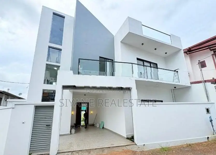 Beautiful Modern Brand New House for Sale in Athurugiriya