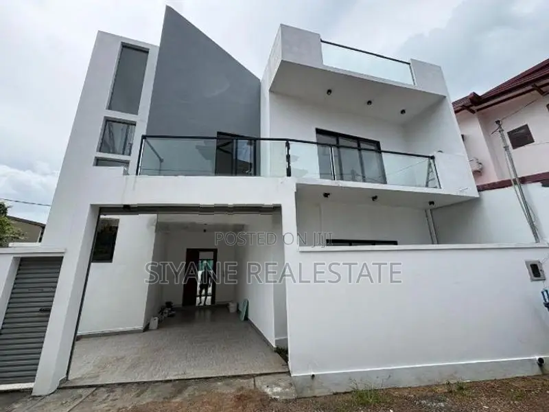 Beautiful Modern Brand New House for Sale in Athurugiriya