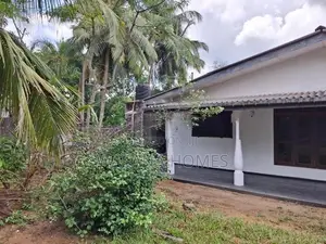 Stunning House for Sale Piliyandala