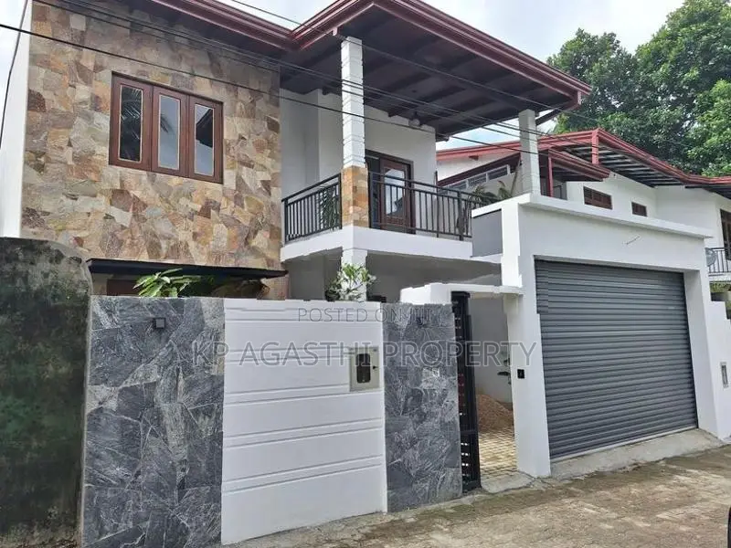 Thalawathugoda House for Sale